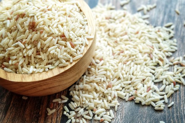 家里米面臆造“长出”小虫，被“污染”的米吃了会得病吗？